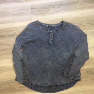 Soft Surroundings Henley Top Size PXL